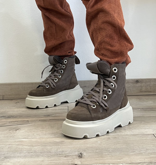 Inuikii Stivaletti Matilda Shearling stringati con Plateau interno