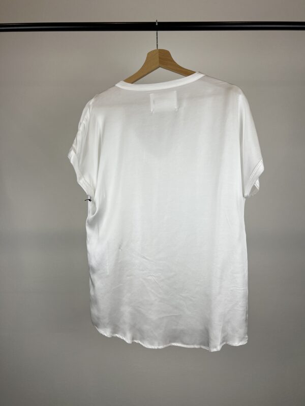 T-SHIRT in raso misto seta BRAND UNIQUE - immagine 7