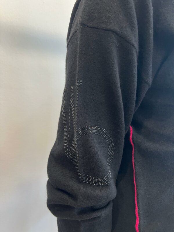 Maglia scollo a V  Over con Paillettes WHO*S WHO - immagine 17