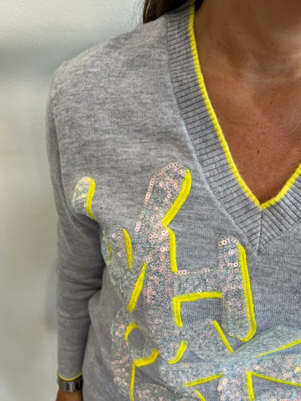 Maglia scollo a V con Paillettes WHO*S WHO - immagine 15