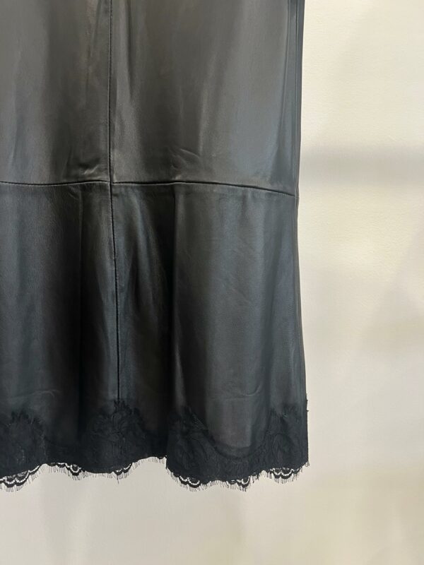 Scamiciato in Pelle nera Pink Memories - immagine 2