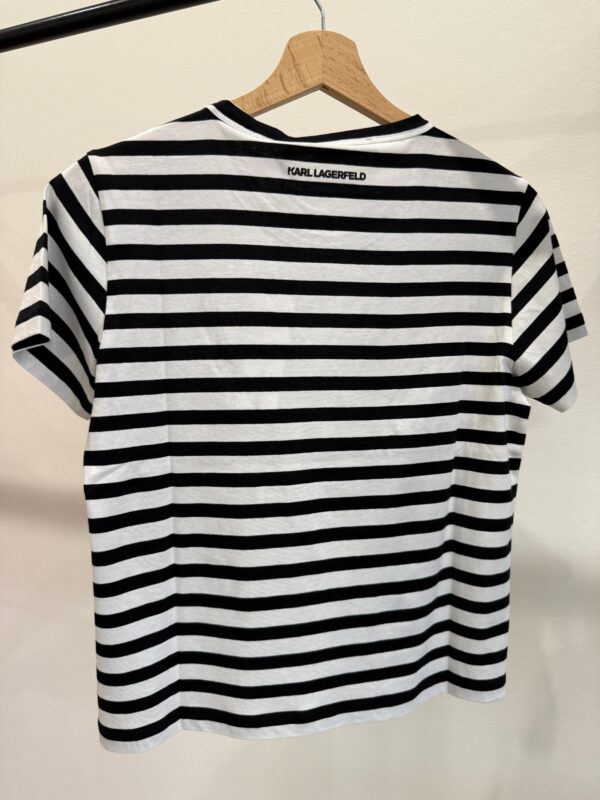 T-Shirt Karl Lagerfeld squadrata a righe con grafica IKON - immagine 4